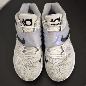 Nike KD 14 Basketball Shoes Men 9.5 Women 11.5 White Black Wolf Gray Sneakers